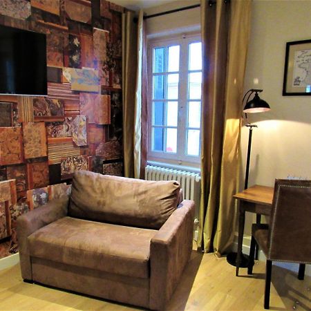 Auberge Du Grand Dauphin Dhuizon 외부 사진
