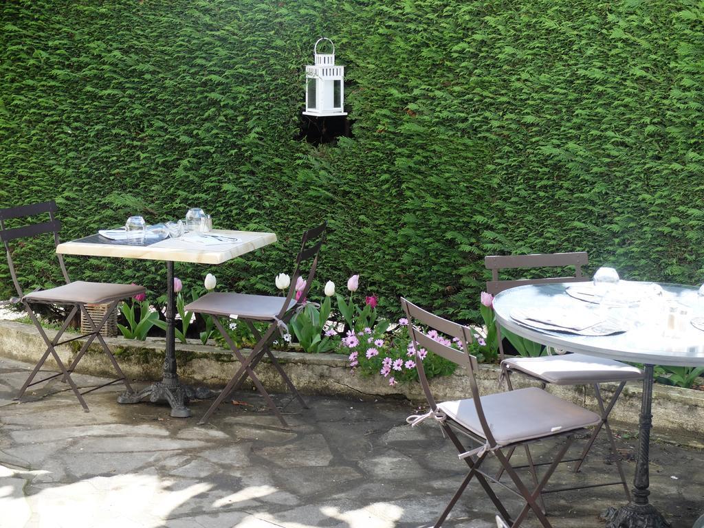 Auberge Du Grand Dauphin Dhuizon 외부 사진